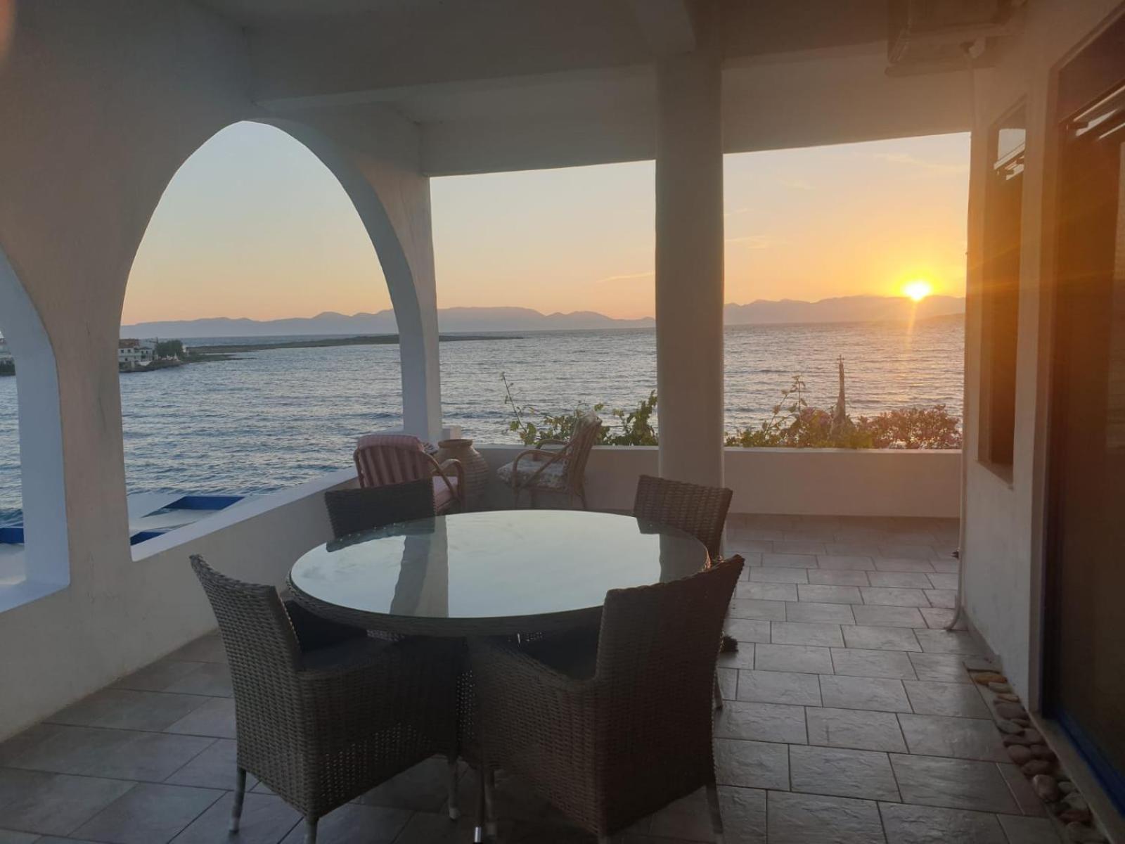 Sunset Holiday House Archangelos  Exterior photo
